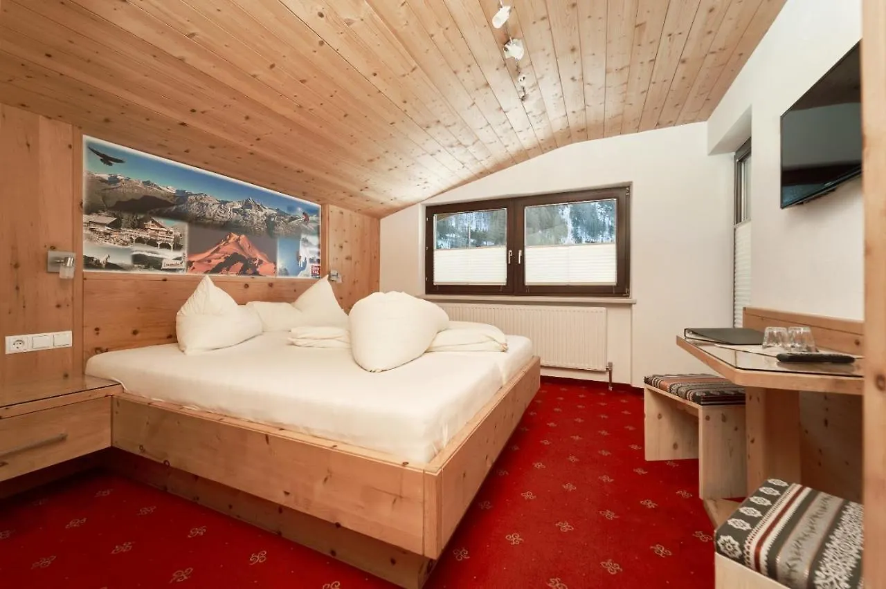 ** Guest house Gaestehaus Judith Solden Austria